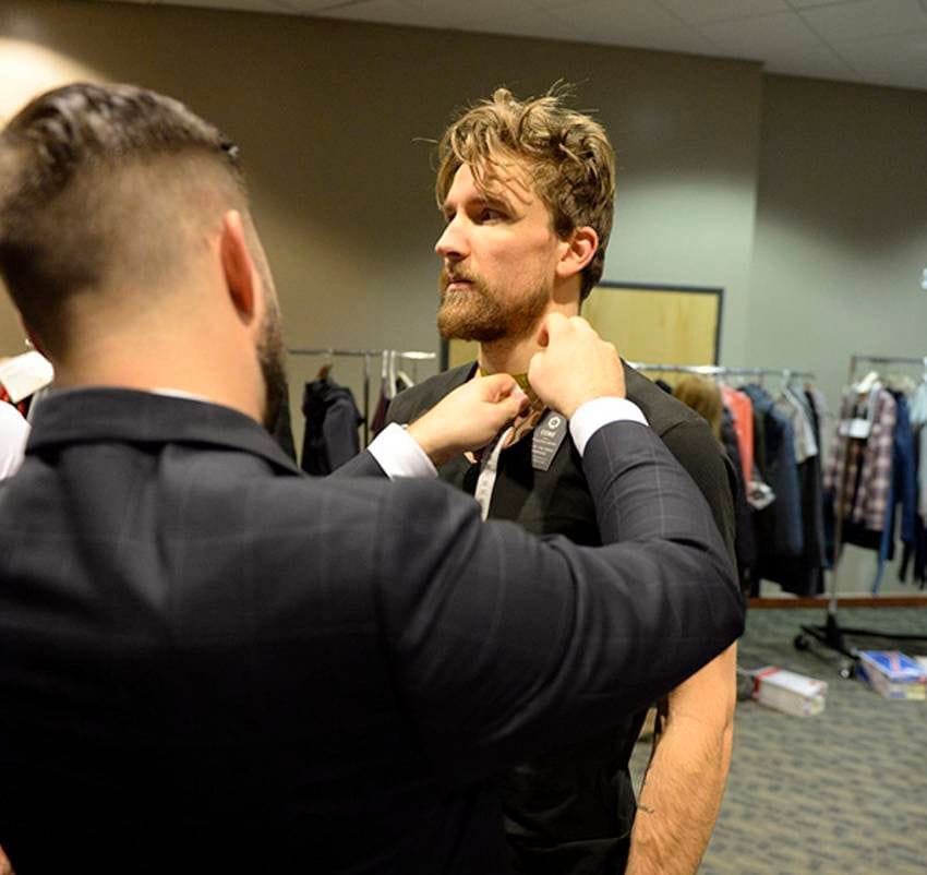 Jets Players Get Suited & Booted