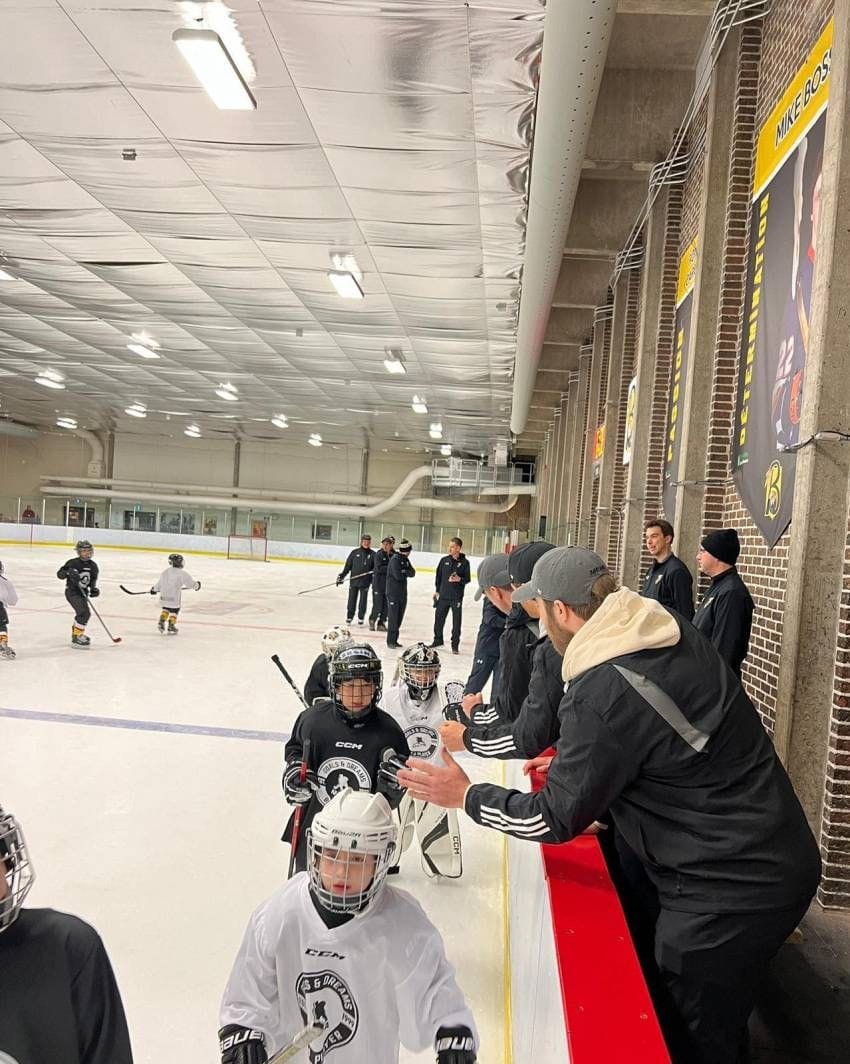 NHLPA Goals & Dreams, players and Hyundai Canada make surprise donations