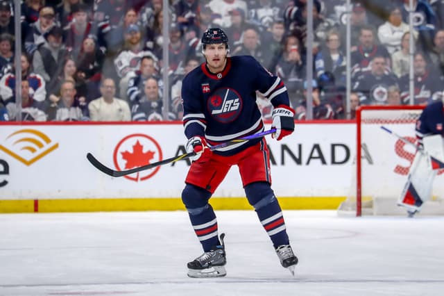 Prairie-raised Schenn looks ahead to first full season in a Jets jersey