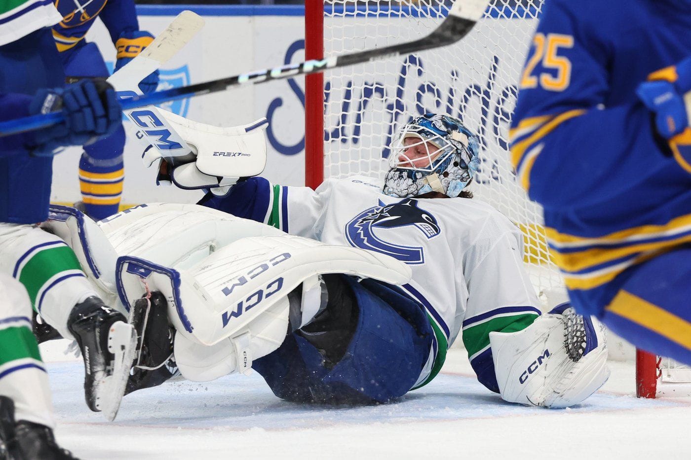 Vancouver Canucks goaltender Thatcher Demko set to undergo season-ending hip surgery