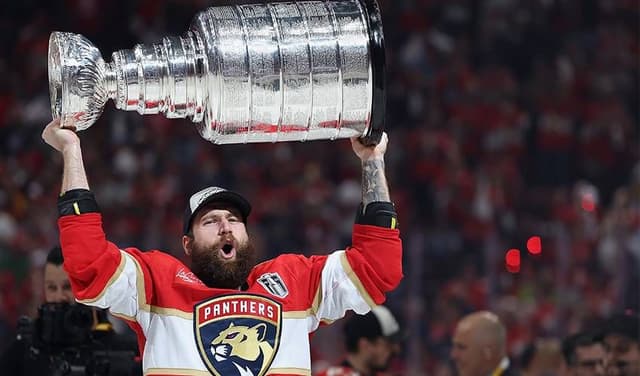 Stanley Cup win is twice as nice for Gadjovich