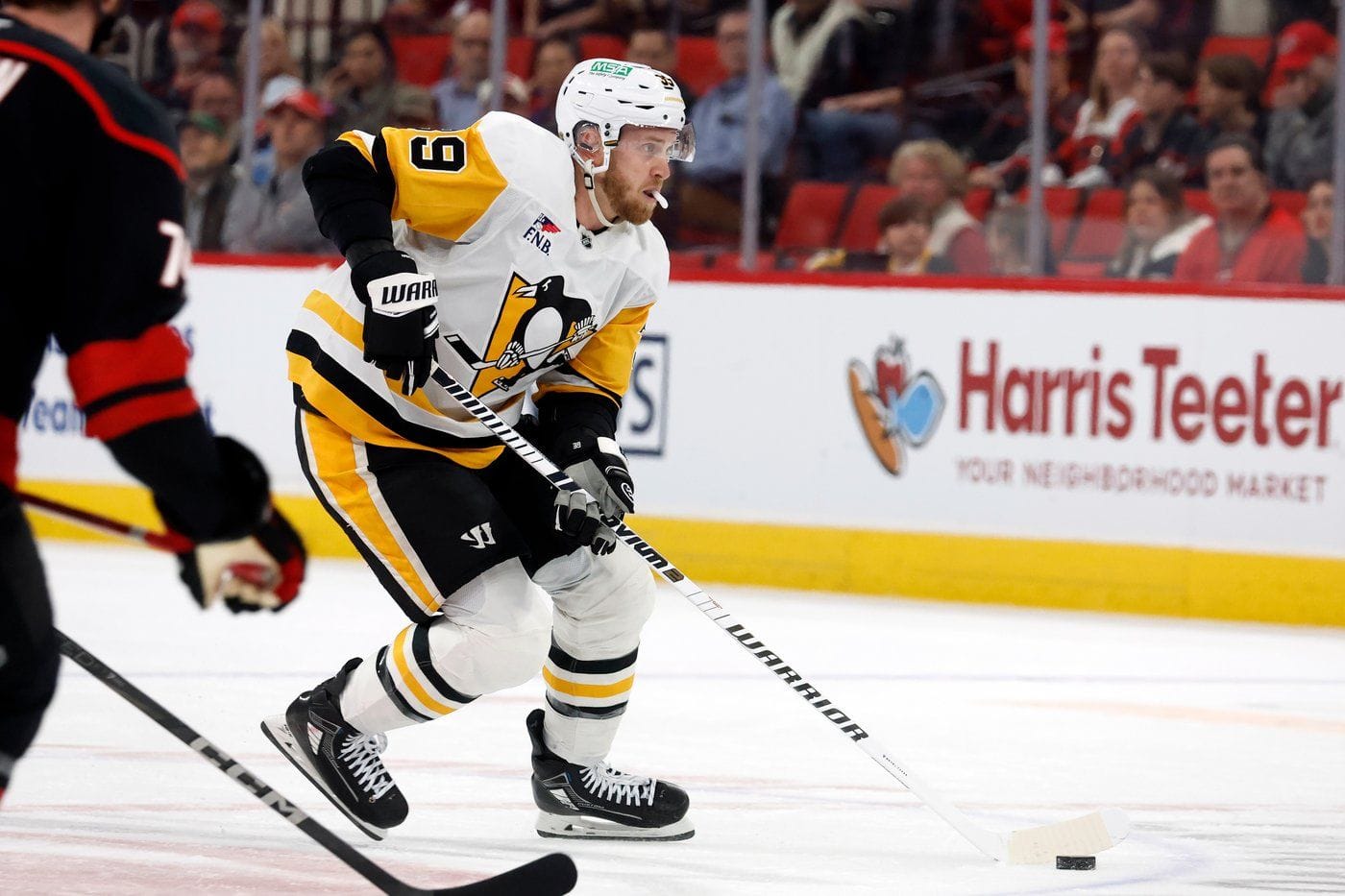 New Jersey Devils sign winger Anthony Mantha to a 2-year, $9.5 million contract