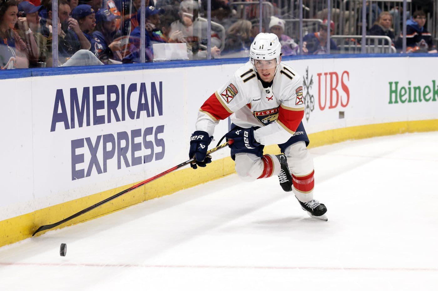 Kraken acquire Mackie Samoskevich from Panthers, re-sign Bobby McMann