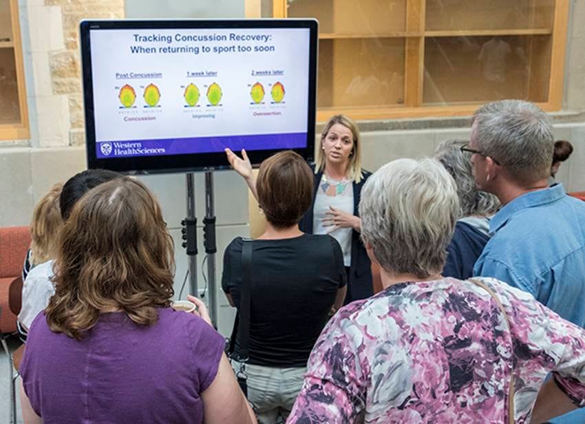 Couture, Lindros team up for concussion research