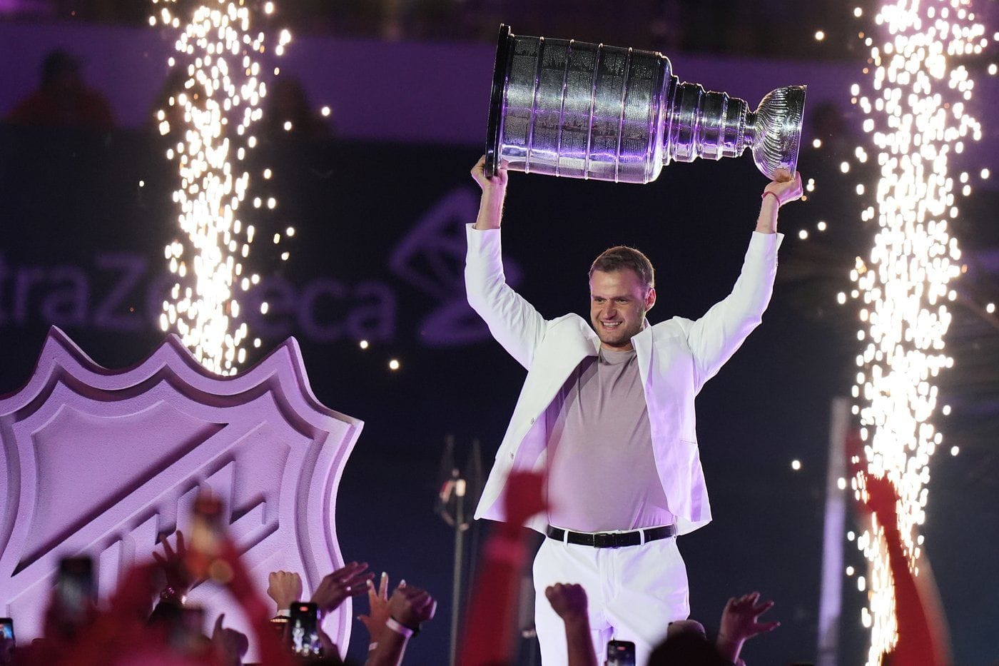 Panthers' Aleksander Barkov, out all season, eyes chance to play for Finland at hockey worlds