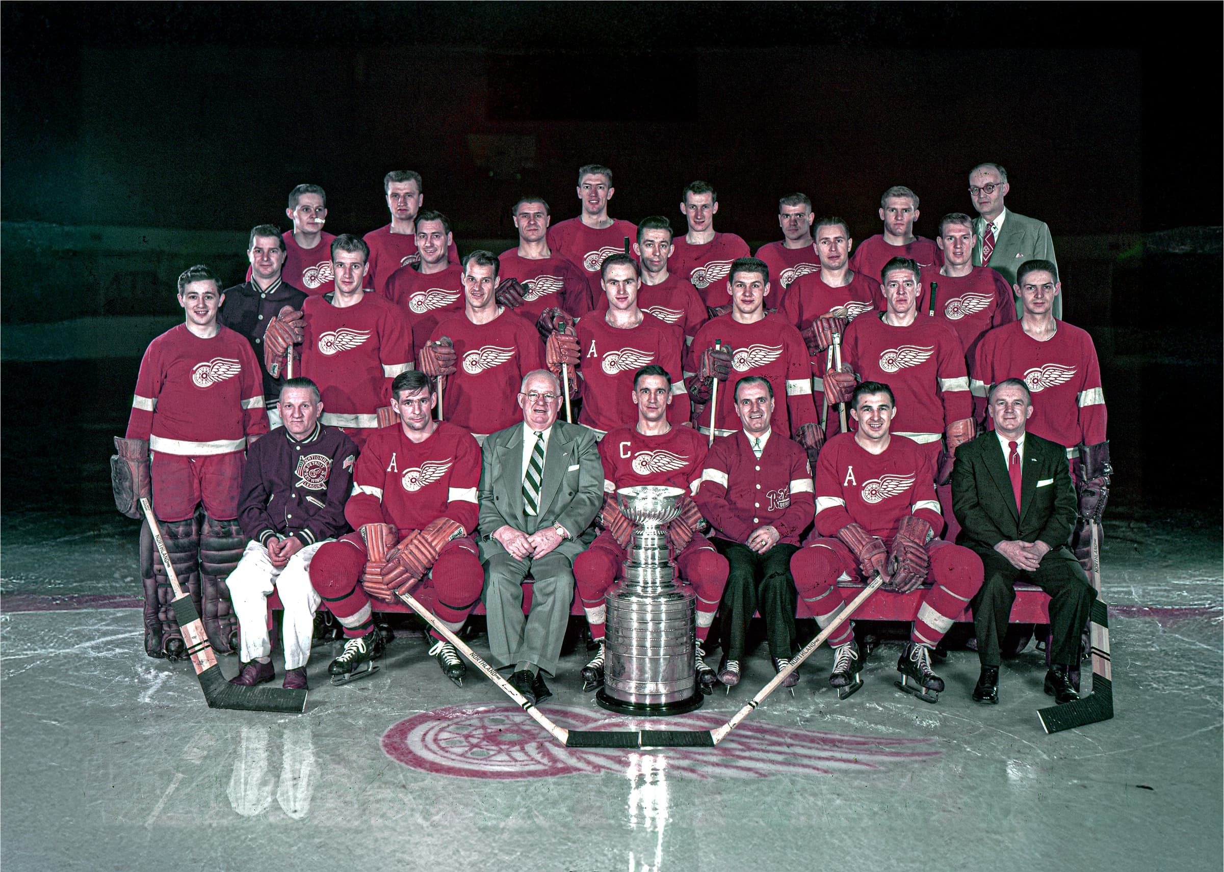 Detroit Red Wings team photo 1944
