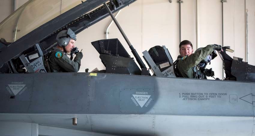 Scott Mayfield reaches new heights and speed alongside brother on F-16 trip