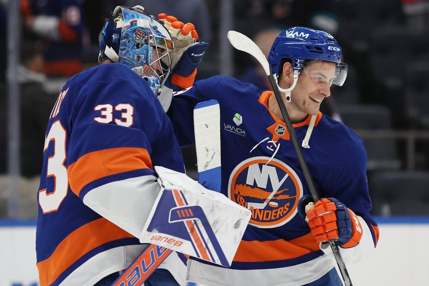 New York Islanders plan to move their AHL affiliate to Hamilton, Ontario