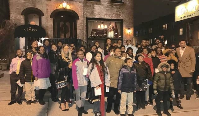 Evander Kane Makes Christmas Memorable for Buffalo Children