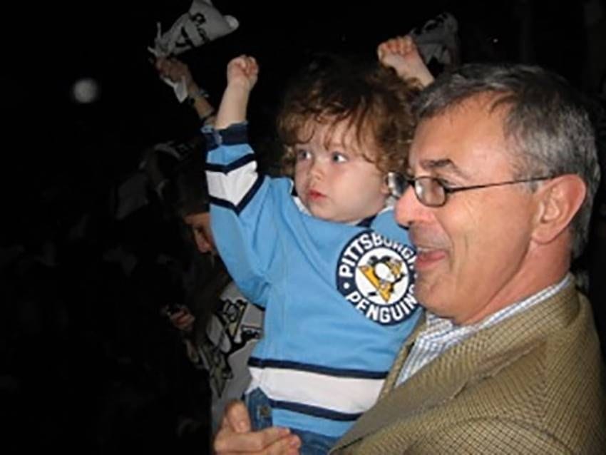 Adams Helps Tackle ALS