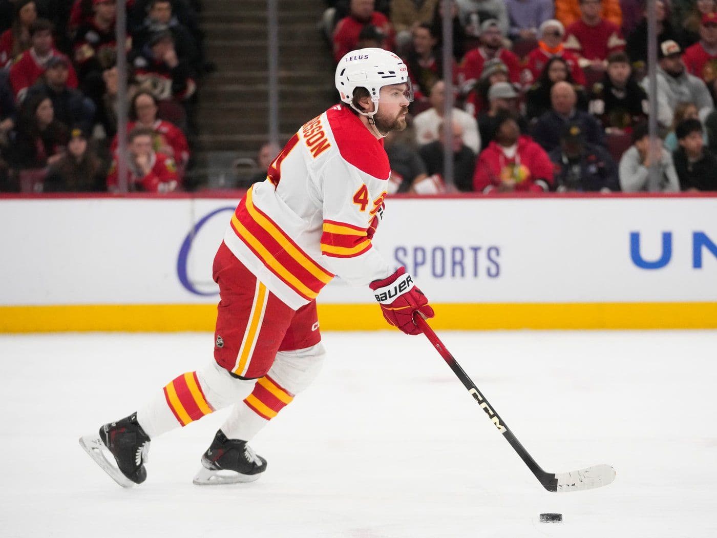 Golden Knights acquire Andersson in trade sending Whitecloud to Flames