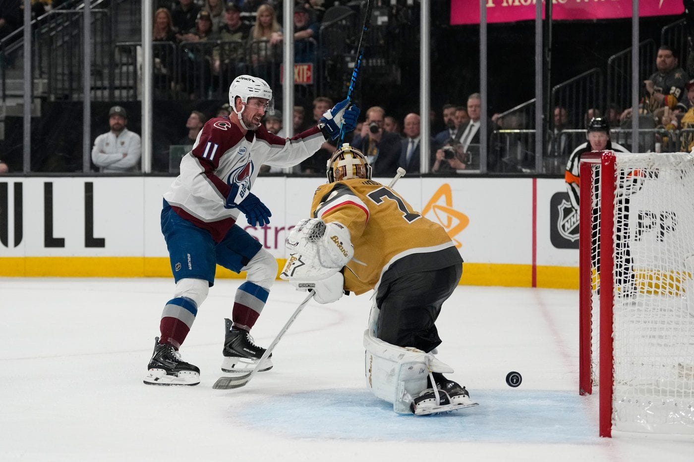 Avs captain Landeskog nets Mark Messier Leadership Award, Masterton Memorial Trophy